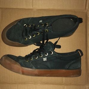 DC Evan Smith Pro model Black with Gum size 9 USED